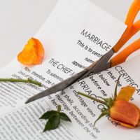 Divorcios y Separaciones Divorcios y Separaciones